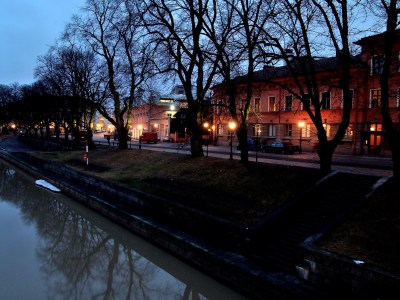 OLYMPUS DIGITAL CAMERA